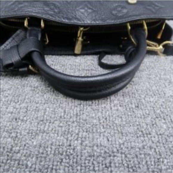 Louis Vuitton Montaigne BB - Picture 9 of 9